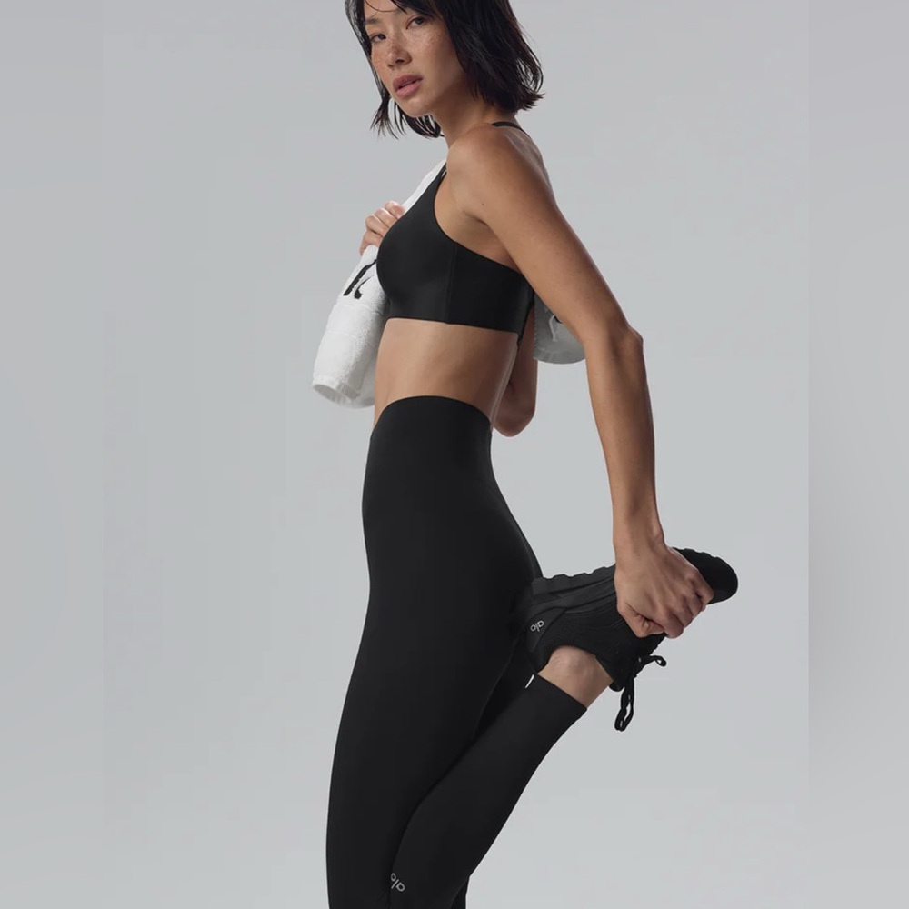 ALO Yoga Airlift Strength Extreme High Waist Black Leggings